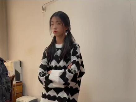 这年过的……躲在被窝里都没躲过催婚……#记得来我直间播 @人家有伞我有大头