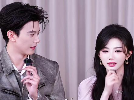 凯哥os:钱不钱的,只要有你在就够了🥹#邓凯 #孔雪儿 #不齐而俞 #磕糖 #高甜来袭