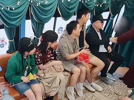 原来常远在相声界辈分这么大#灵魂画手 #常远 #尚筱菊 #搞笑 #相声