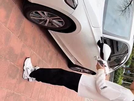 #删山好物分享 / 十一代思域侧标安装%十一代思域 /汽车好物 /汽车用品 #汽车好物推荐