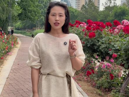 全网刷屏的“买蒜苔吗”,从来不是玩笑,是河南蒜农的心酸求救。愿每一滴汗水,都能被温柔善待。#内容派#主持人武文静 #主持人文静#蒜苔 #河南