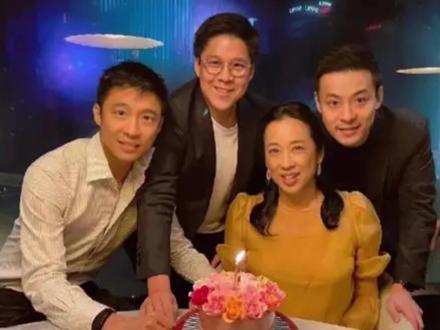 霍启刚的弟弟霍启山,今天上热搜!40岁还没有结婚,少年感十足