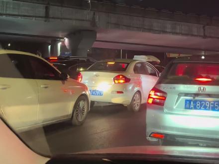 今天的长寿交通怎么了…… #堵车