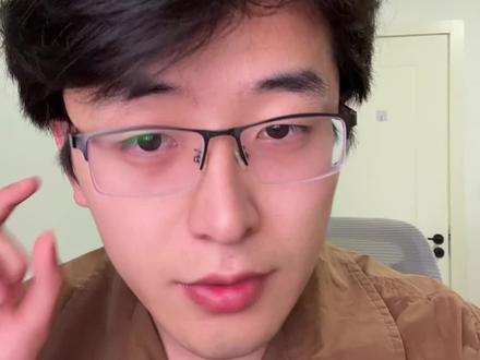 再过两天高考完想换苹果手机的!高考准考证别丢! 学生认证后可享受苹果手机教育优惠 ,非常简单!一条视频教会你,高考生学生认证➡️苹果手机优惠!#高考准考证的正确打开方式 #高考准考证福利#苹果教育优惠#学生认证#iphone17pro