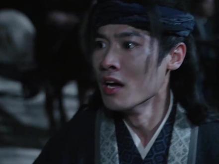 富家千金为在乱世中能有个安身之地,竟选择嫁给一位市井流氓 #一品布衣 #热剧推荐