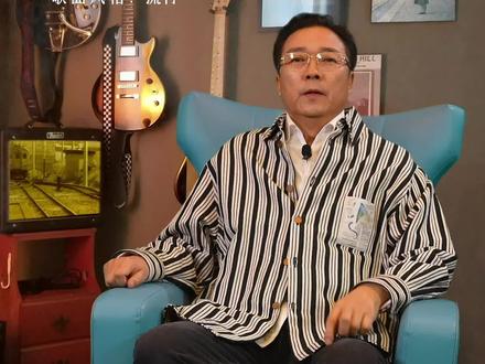 #说唱经典品味音符间的故事#驿动的心路过的人,我早已忘记,经过的事,已随风而去,驿动的心,已渐渐平息,疲惫的我,是否有缘,和你相依……#姜育恒#再现电影列表和歌单里的香港