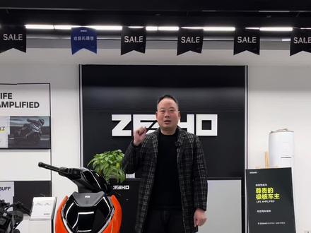 极核AE4se26款动力版上市
#极核#仙桃极核电动车 #AE4#新新国标电动车 #电动车