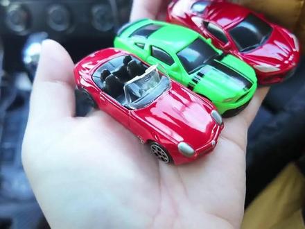 全款拿下三个跑车给男朋友#赵一鸣盲盒 #跑车玩具