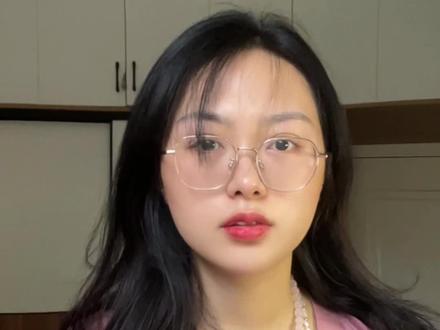 手残党两分钟搞定汉服出门发型 发量少,头发短,简单挽个发就出门喇#真实生活分享计划 #汉服日常化 #普通人汉服穿搭 #汉服发型