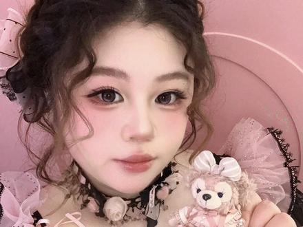 在家还原客妹美貌的一天~#妆前妆后 #素人改造 #分享妆容 #美出高级感 #妆容思路