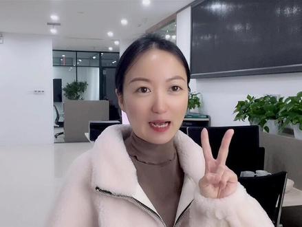 疯狂小杨哥,广告+卖货+打赏,赚得盆满钵满,但他的成功不容易复制。#抖音电商 #疯狂小杨哥