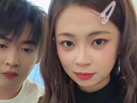 王王队首届rap(read)大赛 -王男vs王广
王男-中国喜剧界rap女王冉冉升起
王广唱歌真的进步了 到底去哪进修了
这次王王队rap给到一个夯爆了!!!🤩🤩
#王王队直播 #王王队 #王男 #王广 #八仙子
