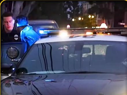 丧彪大战三名美警全身而退 #丧彪 #美警执法