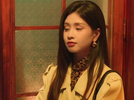 快点开门,系我呀,你的天菜周医生#暧昧请继续 12月16日10:00上线~ #甘望星 #朱小雪 #甘望星朱小雪暧昧请继续 #暧昧请继续拉扯感