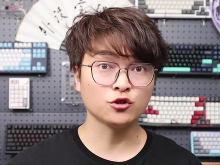 vgn首款镀膜彩虹鼠标垫:打下来,价格通通打下来!!!!#游戏鼠标 #鼠标垫 #游戏外设