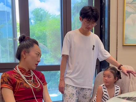 孩子不吃饭,你们会怎么做?我有个女朋友,她为了惩罚孩子不吃饭的问题,硬是把孩子饿出了急性肠胃炎。#恩恩姥姥 #记录真实生活