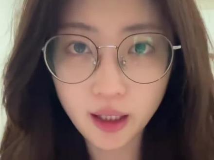 方圆脸脸包头的姐妹要怎么选发箍
#方圆脸 #发箍分享