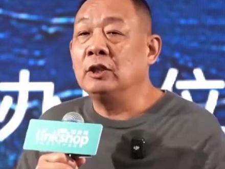 2月26日(发布),河南,于东来又放大招了,传说中的“50亿的大项目”终于实锤了!“梦之城”与此前透露“自由之城”模型高度重合,位置紧邻京港澳高速口 许昌东站 #胖东来 #于东来 #中国节气惊蛰篇#不一样的中国节气