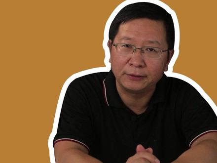 城管车堵门十多天,是否构成任性执法?#周刊君说