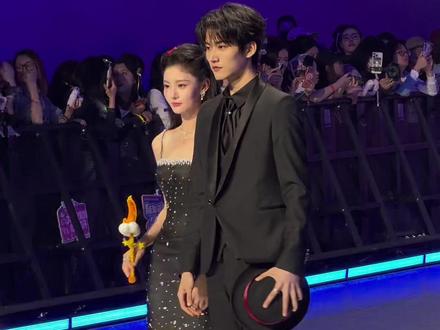 尖叫之夜红毯
#周柯宇
#红毯