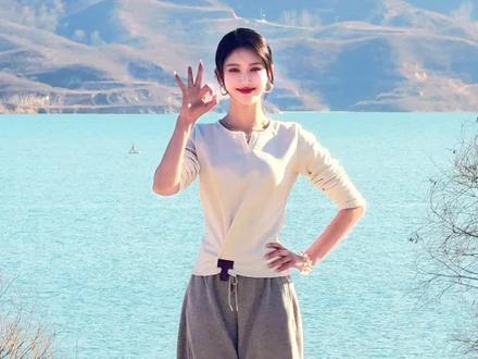 谁点的背面~ 0.6倍速查收一下~#不知道喜雨舞姿很曼妙 #抖音年味舞蹈大赏 #孟庆旸喜雨舞蹈挑战 #喜雨舞蹈教学 #古典舞