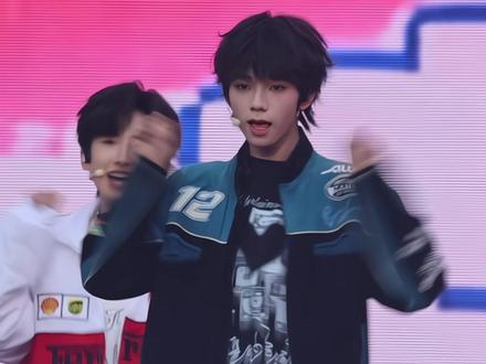 这舞台好萌吧 #王橹杰 #适合不适合 #王橹杰直拍