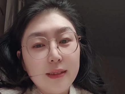 三年级下册语文第一单元习作《我的植物朋友》 《我的植物朋友》不会写?
别慌!我带着满分范文来啦~
手把手教,看完就能下笔!#三年级下册语文 #三年级下册语文习作范文和写作技巧 #我的植物朋友作文 @抖音小助手 @DOU+小助手 #学霸秘籍 #家长课堂