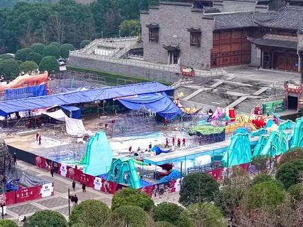 重庆园博园将举办大型新春水上灯会。灯会将于2026年1月底正式亮灯开放,持续至3月22日,横跨春节与元宵节。#重庆美好推荐官