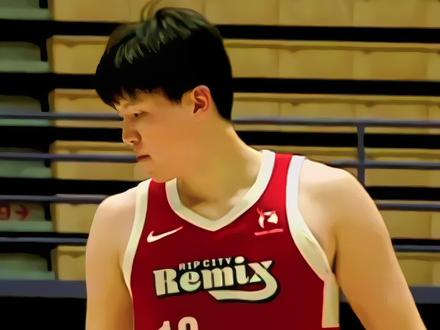 杨瀚森末节化身奇兵?!关键封盖夺走胜利!#杨瀚森 #杰伦布朗 #开拓者 #凯尔特人