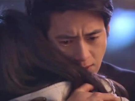 #《圣诞节会下雪吗》#高修 #韩艺瑟#高颜值韩剧 男主爱的很隐忍,真的很虐心,最后我要说一句高洙真帅!