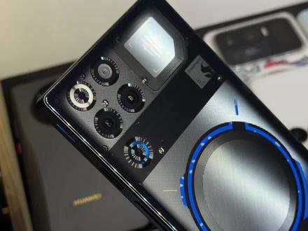 有风冷有水冷 拿着红魔11Pro+,过新年游戏不得风生水起#红魔 #红魔11Air #专业玩家选红魔 #红魔11Pro+臻金传奇