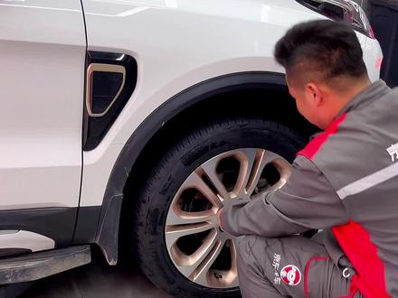 前轮胎换到后轮胎上,对于前驱车有什么好处?#汽车保养与维修 #修车我们是认真的 #专业的事交给专业的人