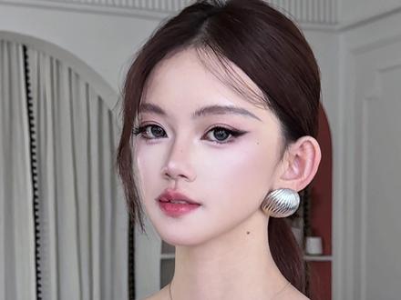10元早八妆化完同事都不认识了 #早八妆 #精致妆容前后对比