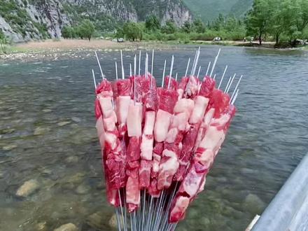 有山有水有朋友,你的五一假期余额不足。#五一出游抢人大赛 刚违规了再发一次。