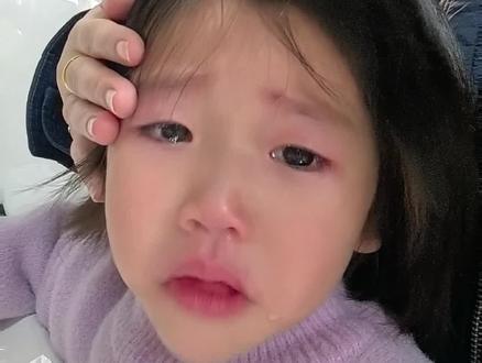 李艺婷小盆友你妈妈到底给你扎了个什么发型呀#扎头发