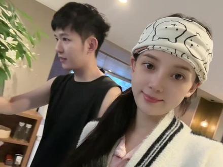 来陪我老公坐月子了 可得好好弄着 别落下啥月子病啊 哈哈哈哈哈哈哈