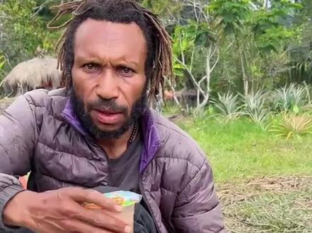 小绿要开奶茶店,看他能不能做成功。#李忆探险家 #牙膏