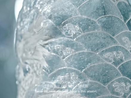 戛纳这件的记录来啦!#陈采尼 #cheneychan龙潜蔷薇时装秀 #陈采尼敦煌时装秀