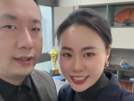 电脑端微信,用完要记得退出登陆 #安全 #内容过于真实 #万万想不到
