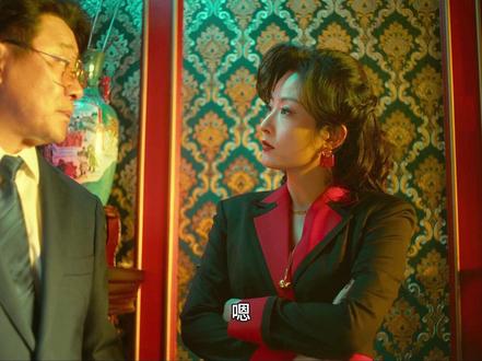 俱乐部里的黑料 #电视剧人之初 #人之初你早说你这么好看