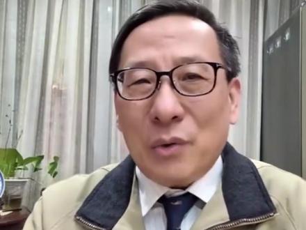 “我是屡试不爽啊~”,高志凯:跟印度人交流的时候,用最标准的英国英语口音,“他啪嗒矮了半分”