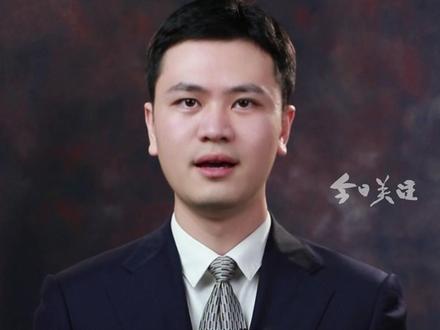 今年的315,不是“照妖镜”,是“避雷针”——这一次,连“大牌”两个字都不能信了。这次塌房的,全是大家天天买的——国民零食、全国连锁店,一个都没跑掉。这份清单,建议你认真看完,然后转给家里人。(央视财经 民生热线)