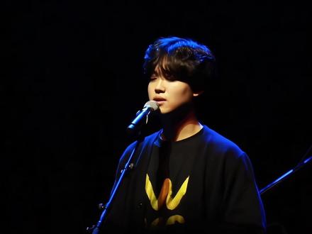 “我亲爱的野白花 今天的你又在哪”
#音乐分享 #歌曲野白花