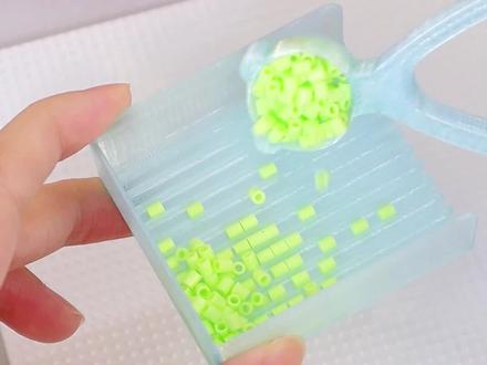 🤣我不会是最后一个玩拼豆的人吧❓💦 #拼豆 #手作diy #萌物 #拼豆教程 #拼豆日常