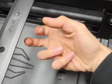 极酷es85pro
#mjistudio #电摩 #极酷电动车 #ES85pro #年轻敢说不