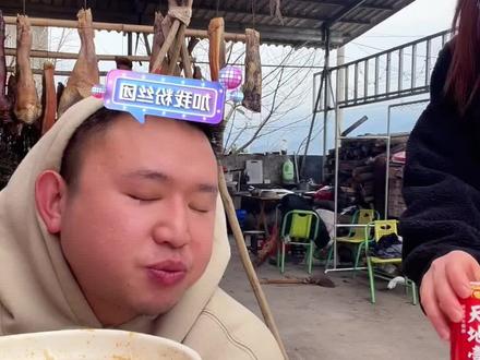 良言一句三冬暖,恶言一句六月寒。#名模坤 #名模坤直播回放