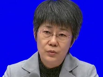 #免保教费覆盖所有幼儿园大班儿童 ,按照什么标准免?公办园保教费全免,民办园免除参照公办园执行。例如民办园保育费每人每月800元,所在地同类型公办园500元,民办园大班儿童只需交差额部分300元。