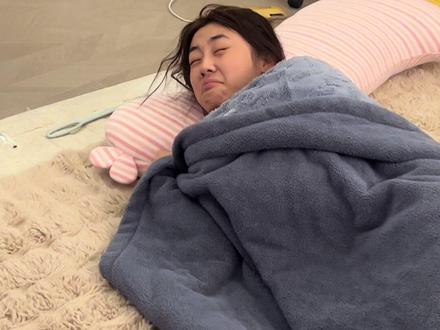 #泡面姐 谁给灯开开了