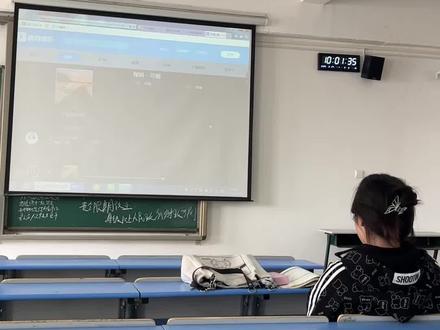 大学期末考试老师有哪些“潜台词”?#期末考试前的大学生们 #期末考试周 #一加13 #准大学生必看 #期末考试加油