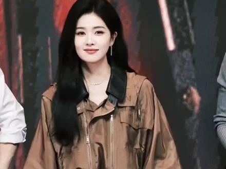 佩仪说发出去是会招笑的 那就让大家笑笑咯#白鹿 #李佩仪 #唐宫奇案 #唐宫奇案大事很妙 #唐宫奇案热度破10000